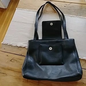 Black shoulder bag